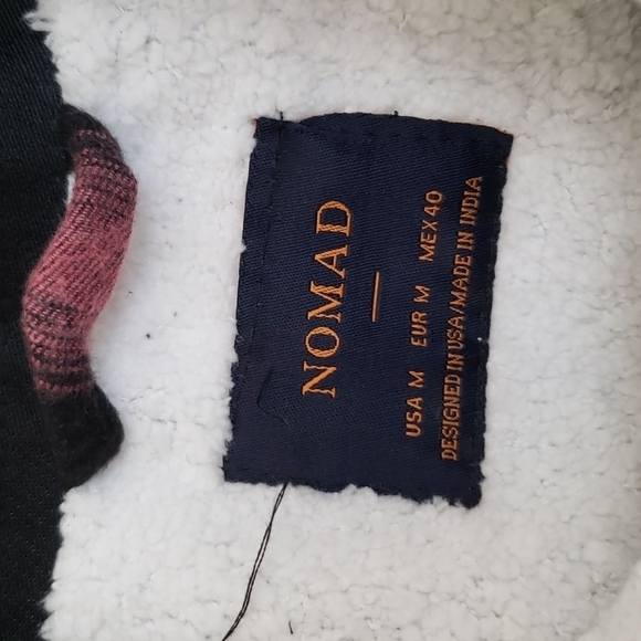 Nomad Men's Black & Pink Plaid Sherpa Lined Button Down - Size M - Picture 8 of 10